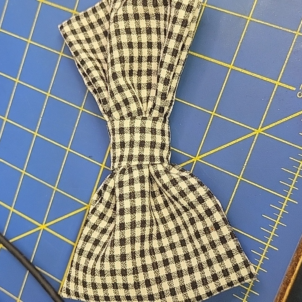 Bundle of 9 Fabric Hair Bows - Picture 2 of 11